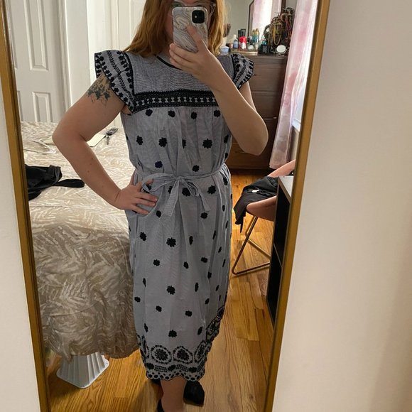 ZARA Eyelet & Embroidery Tie Waist Flutter Sleeve Dress - Picture 6 of 6